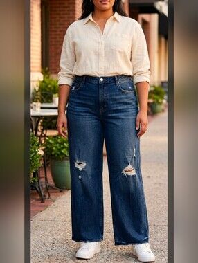 Old Navy Sky-Hi Wide Leg Distressed Jeans Size 18